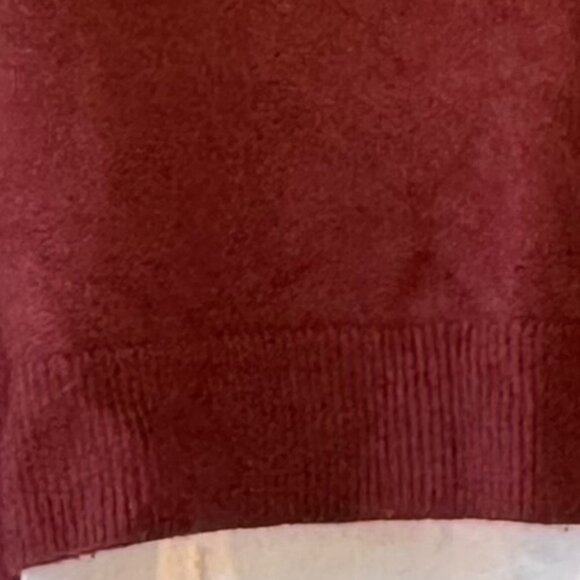 Aritzia Babaton Wren Wool Sweater Burgundy V Neck Voluminous Sleeve Women Medium - Picture 5 of 9